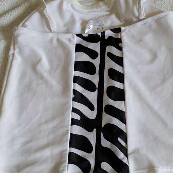 Zebra Collection White tank top - Picture 3 of 8